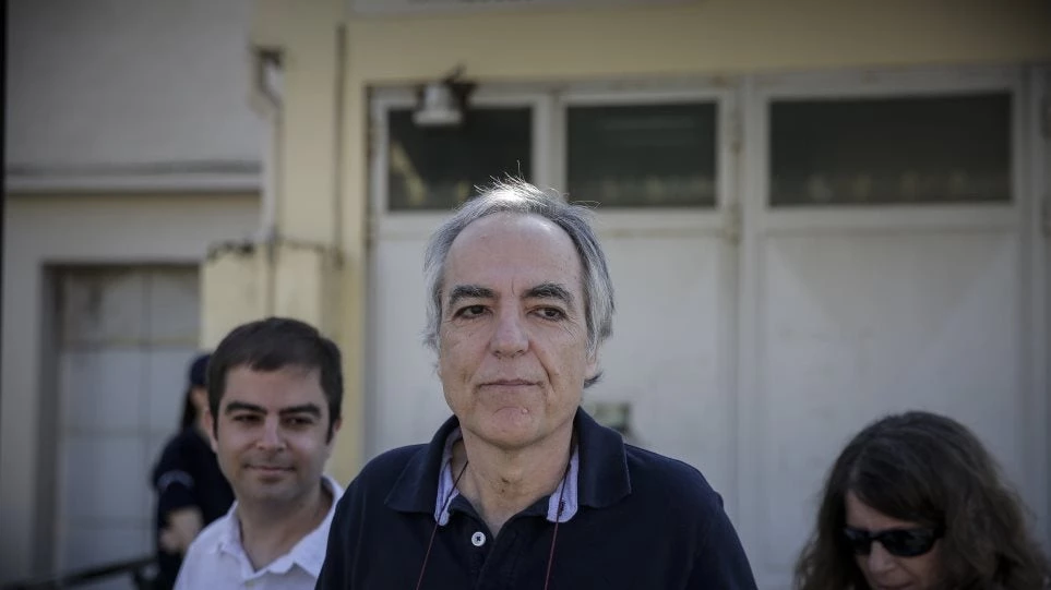 Πρώην πρέσβης των ΗΠΑ στην Αθήνα: Ο Κουφοντίνας πρέπει να εκτίσει ισόβια σε αληθινή φυλακή, όχι σε φάρμα